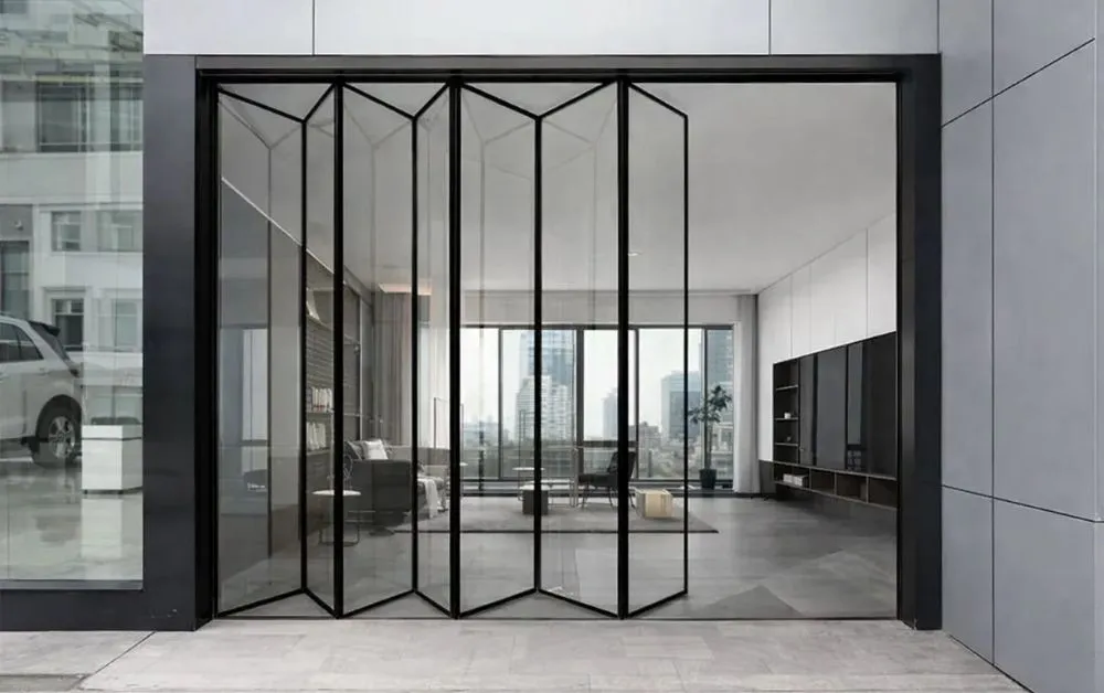 Frameless panoramic interior partition folding glass doors