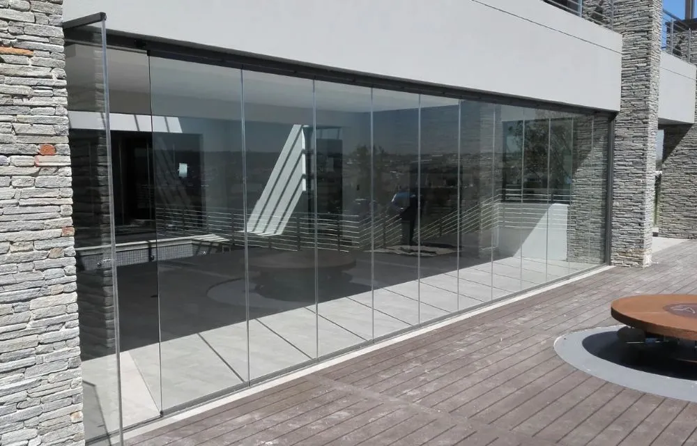 How Frameless Glass Stacking Doors Improve Ventilation and Airflow?